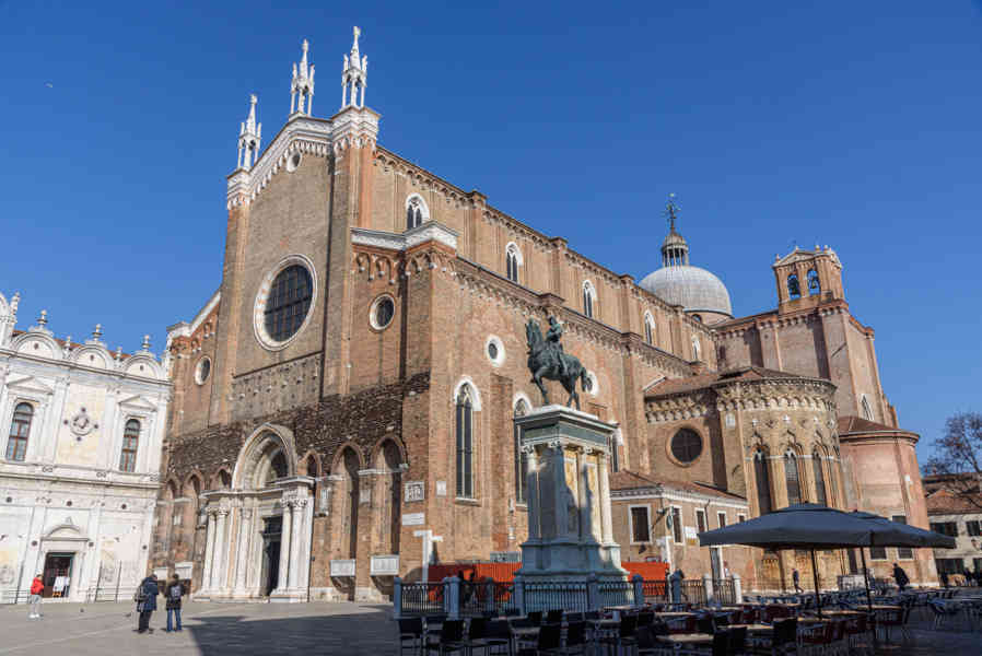 Italia - Venecia 085 - basílica de los Santos Juan y Pablo.jpg
